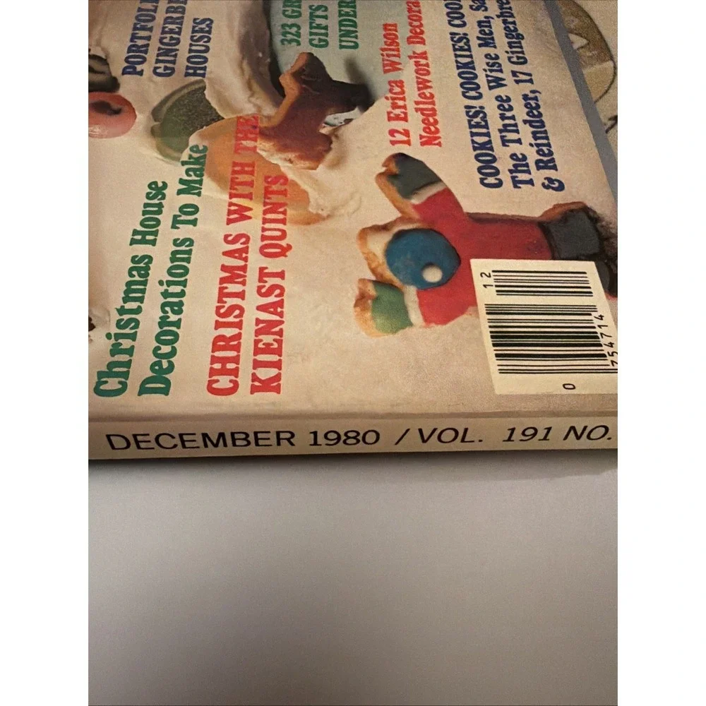 Good Housekeeping Christmas Dec.‎ 1980 Magazine Gingerbread Snoopy Erica Wilson